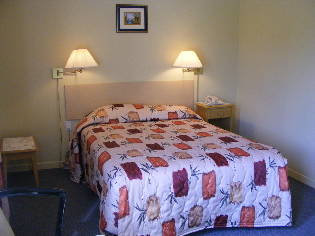 Hotel Motel Bon Accueil Rivière-la-Madeleine Szoba fotó